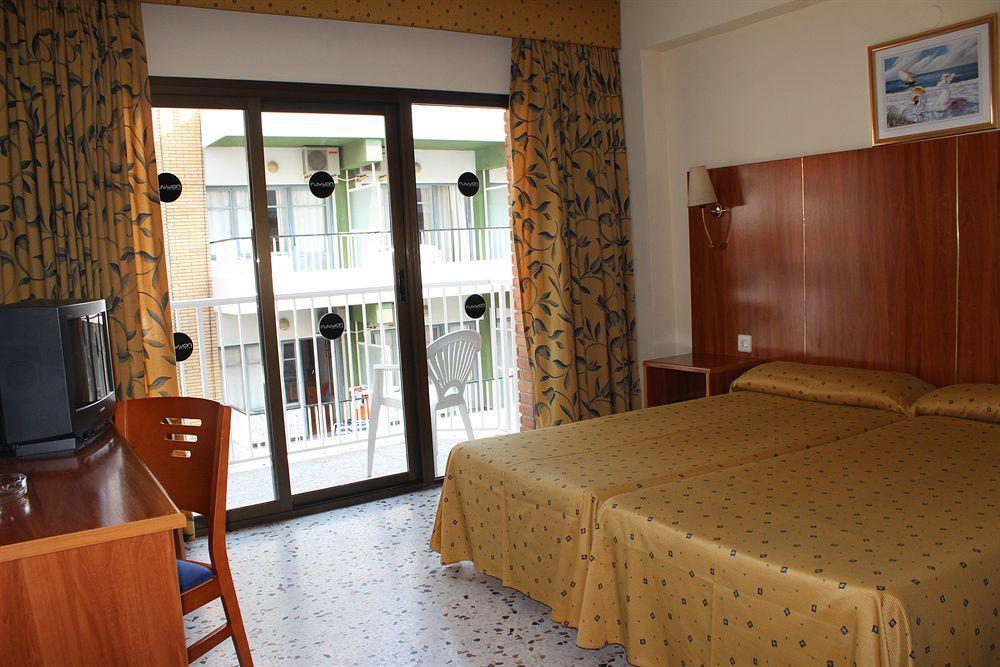 Hotel Mareny Benidorm Bagian luar foto