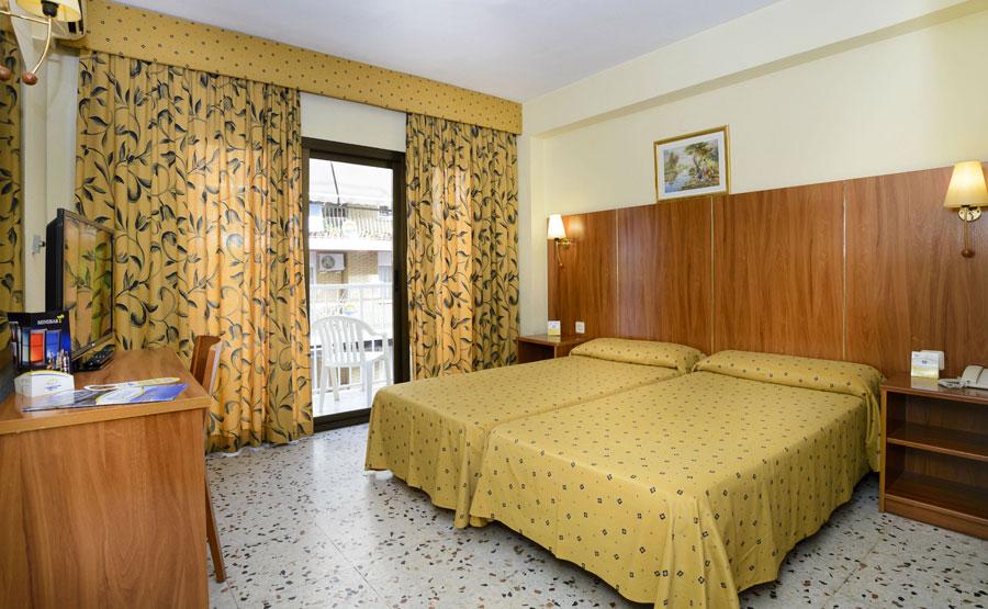 Hotel Mareny Benidorm Bagian luar foto