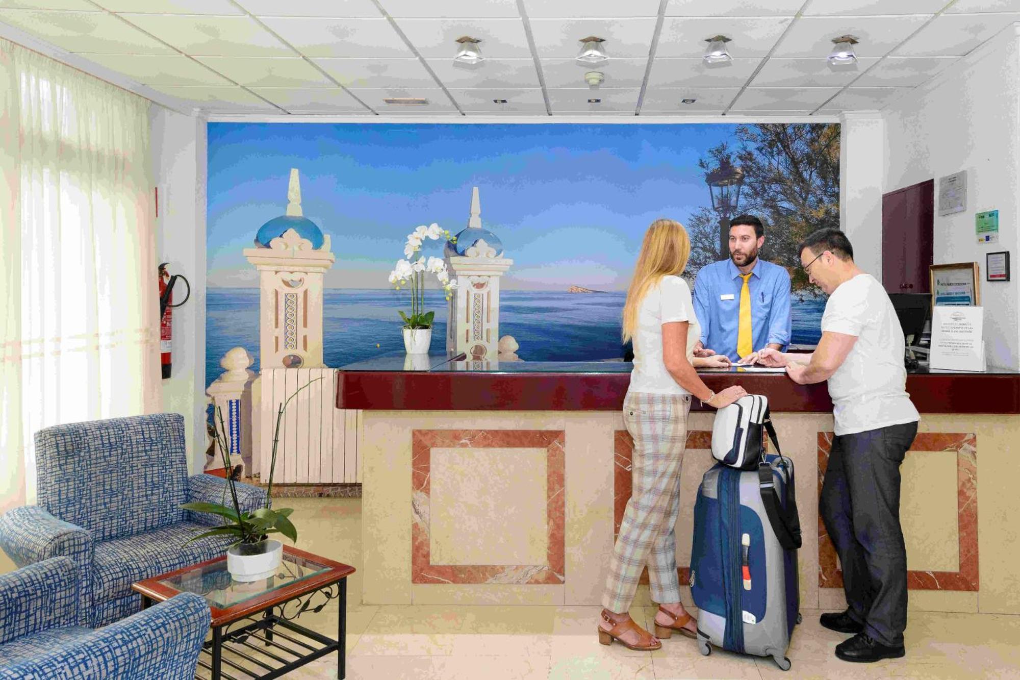 Hotel Mareny Benidorm Bagian luar foto