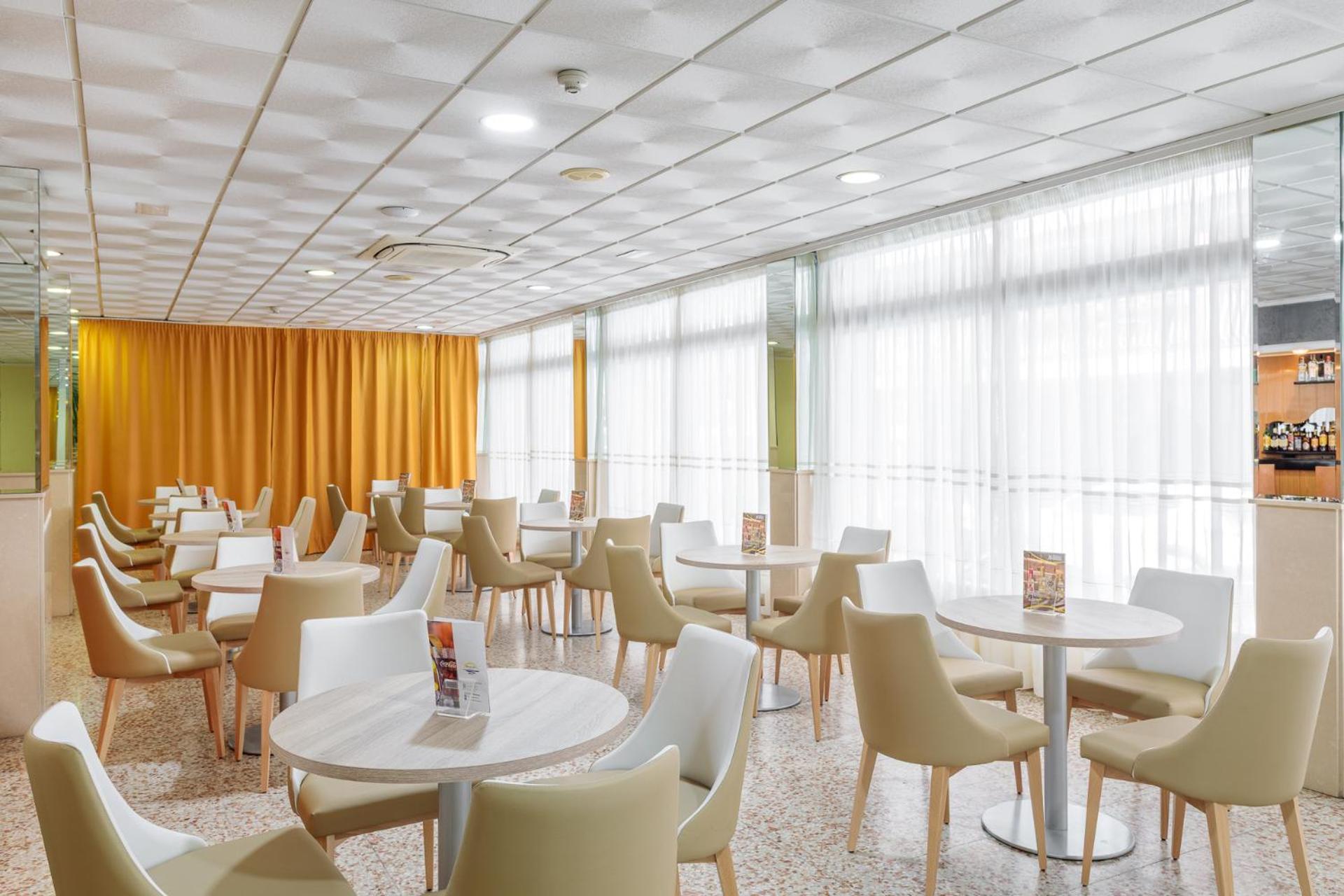 Hotel Mareny Benidorm Bagian luar foto