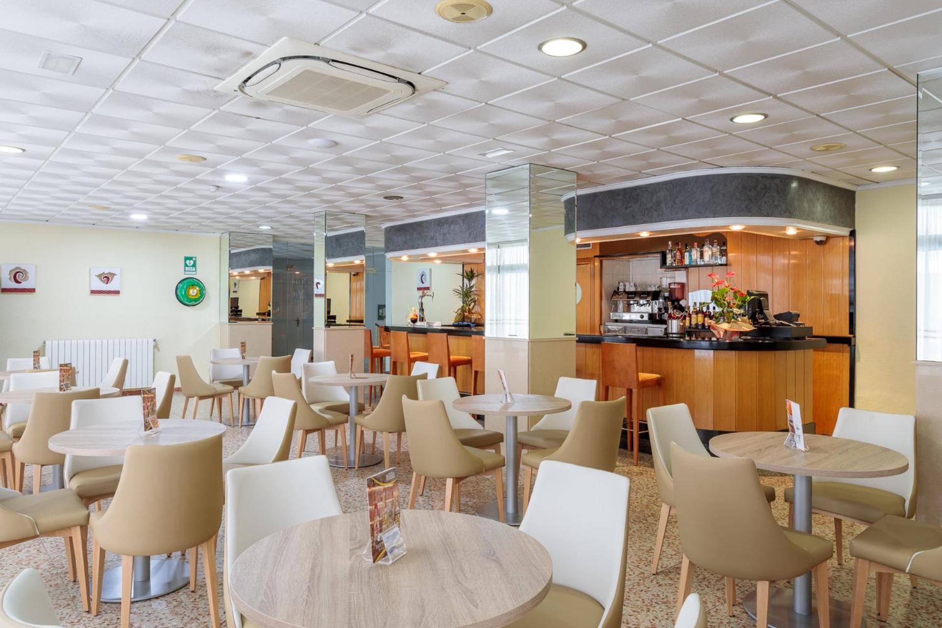 Hotel Mareny Benidorm Bagian luar foto
