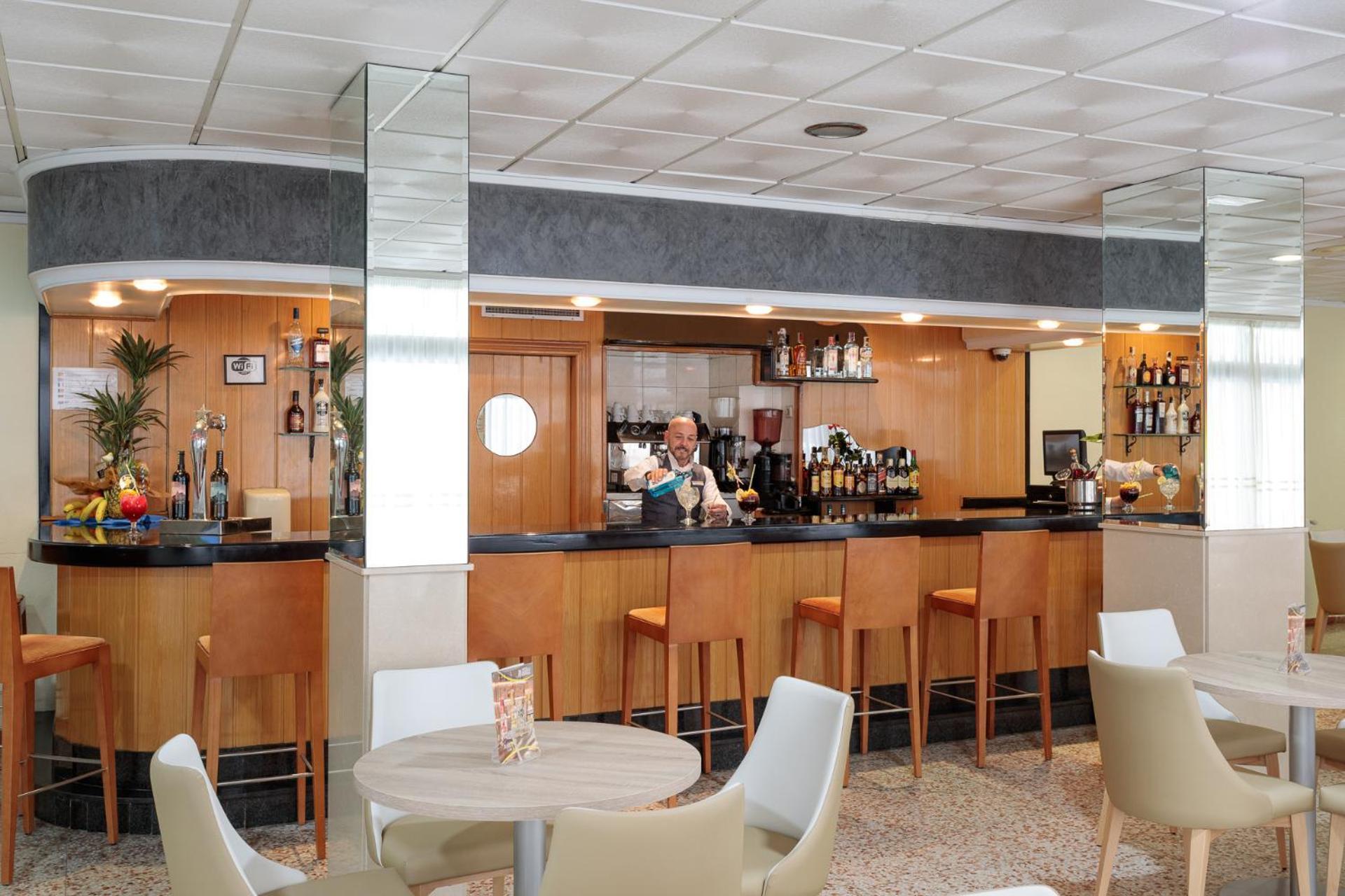 Hotel Mareny Benidorm Bagian luar foto